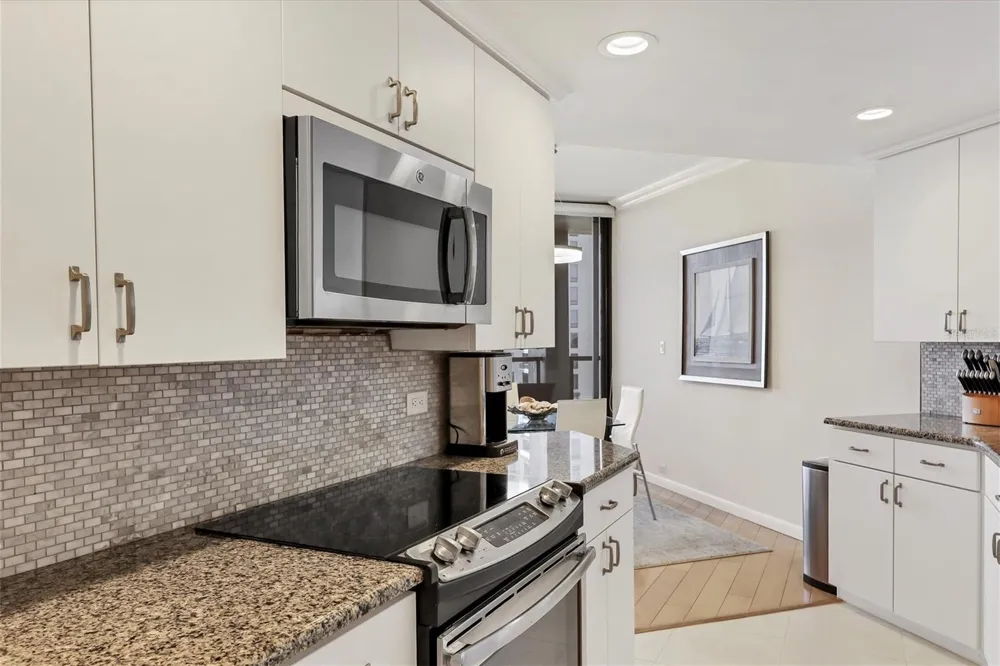 1211 GULF OF MEXICO DRIVE #405 Longboat Key, FL 34228