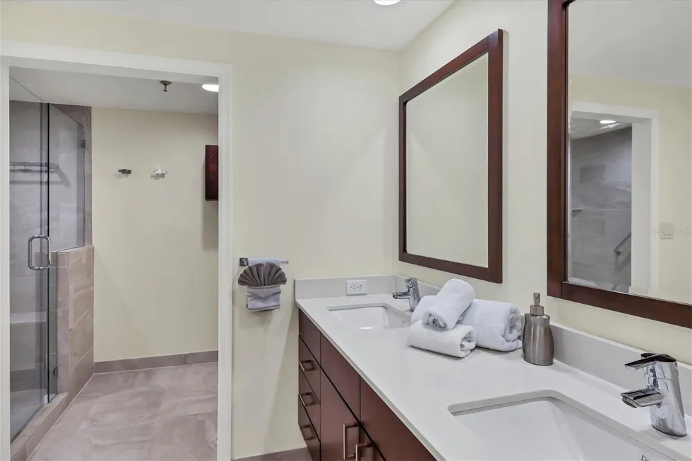 1211 GULF OF MEXICO DRIVE #405 Longboat Key, FL 34228