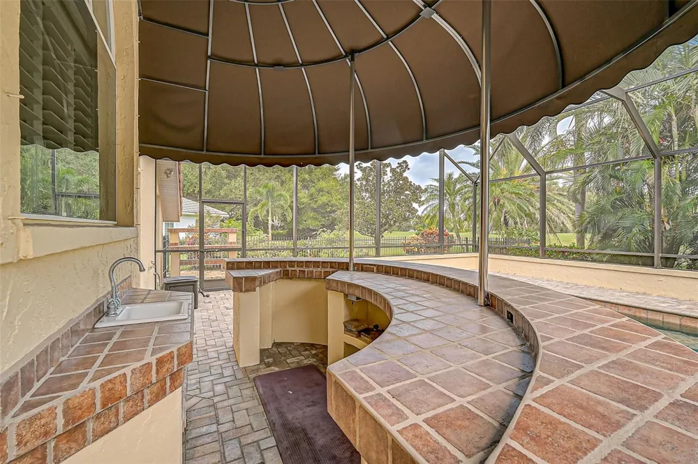 909 MACEWEN DRIVE Osprey, FL 34229