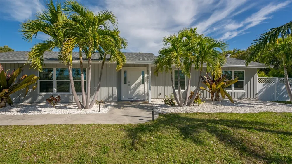 500 SCHOONER LANE Longboat Key, FL 34228
