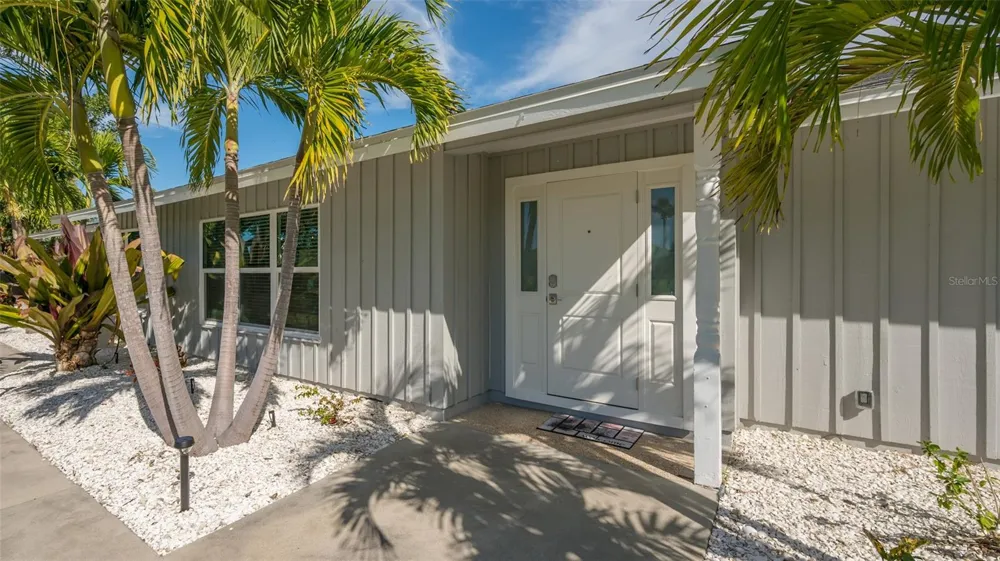 500 SCHOONER LANE Longboat Key, FL 34228