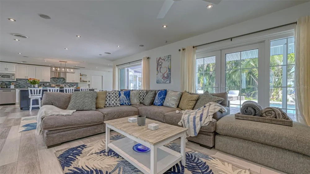 500 SCHOONER LANE Longboat Key, FL 34228