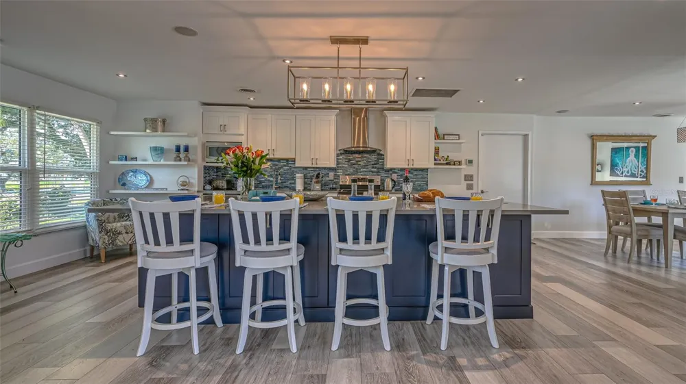 500 SCHOONER LANE Longboat Key, FL 34228