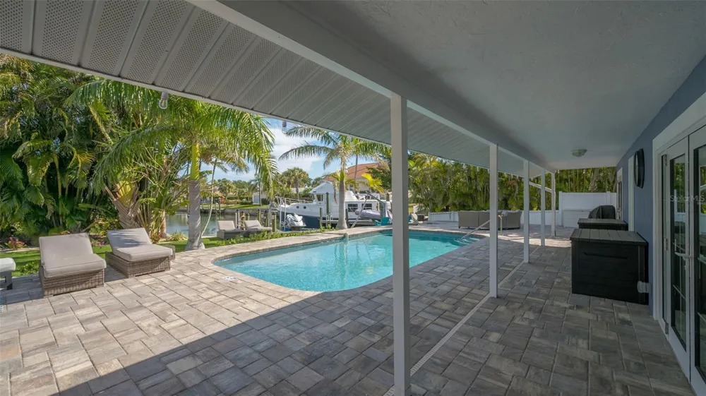 500 SCHOONER LANE Longboat Key, FL 34228