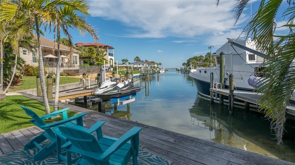 500 SCHOONER LANE Longboat Key, FL 34228