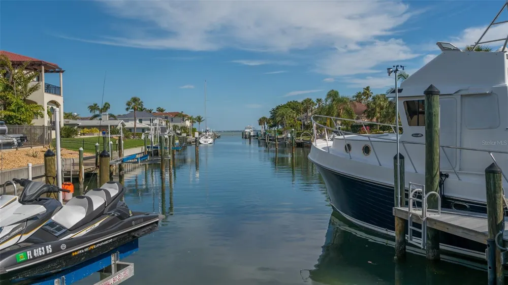 500 SCHOONER LANE Longboat Key, FL 34228