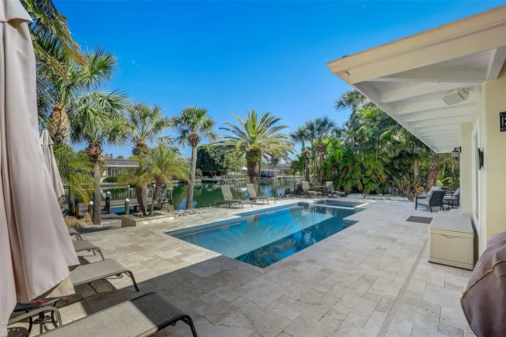 39 S POLK DRIVE Sarasota, FL 34236