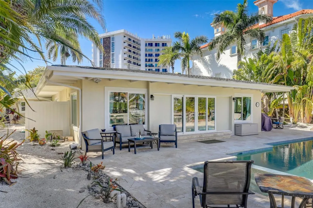 39 S POLK DRIVE Sarasota, FL 34236