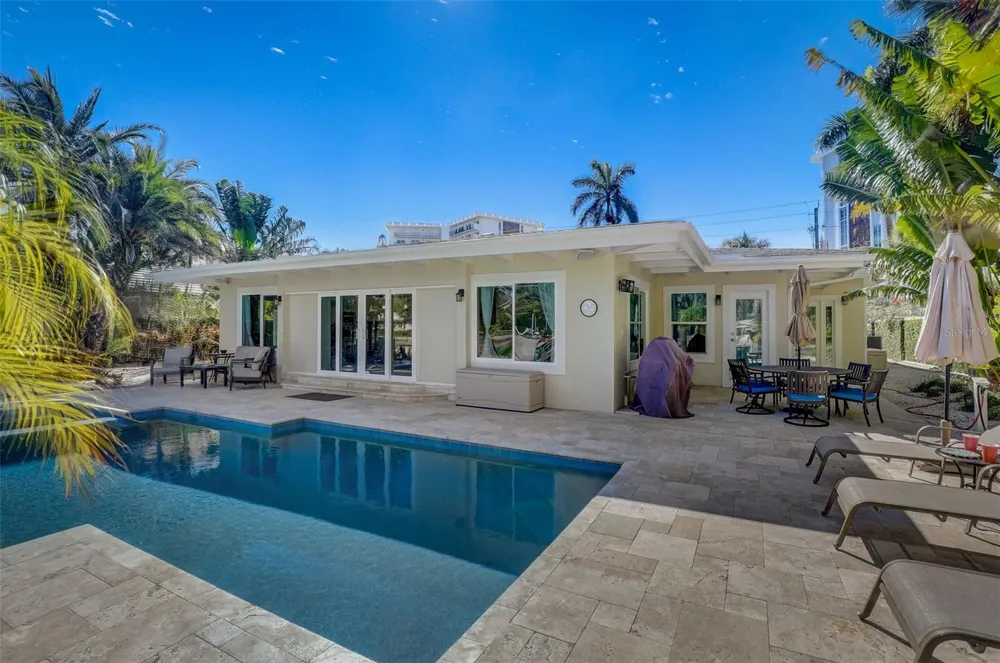 39 S POLK DRIVE Sarasota, FL 34236