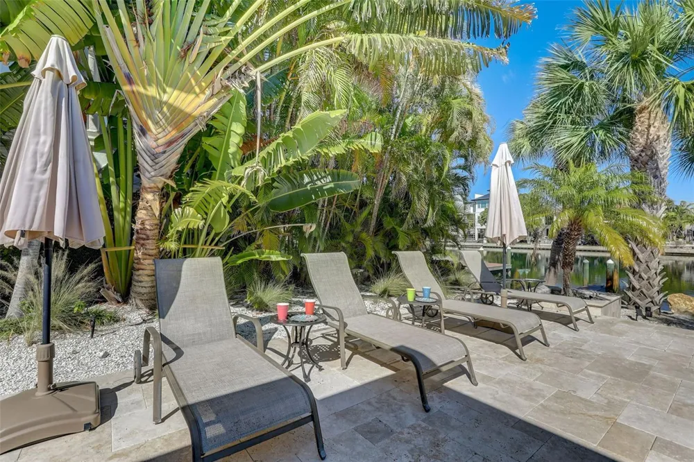 39 S POLK DRIVE Sarasota, FL 34236