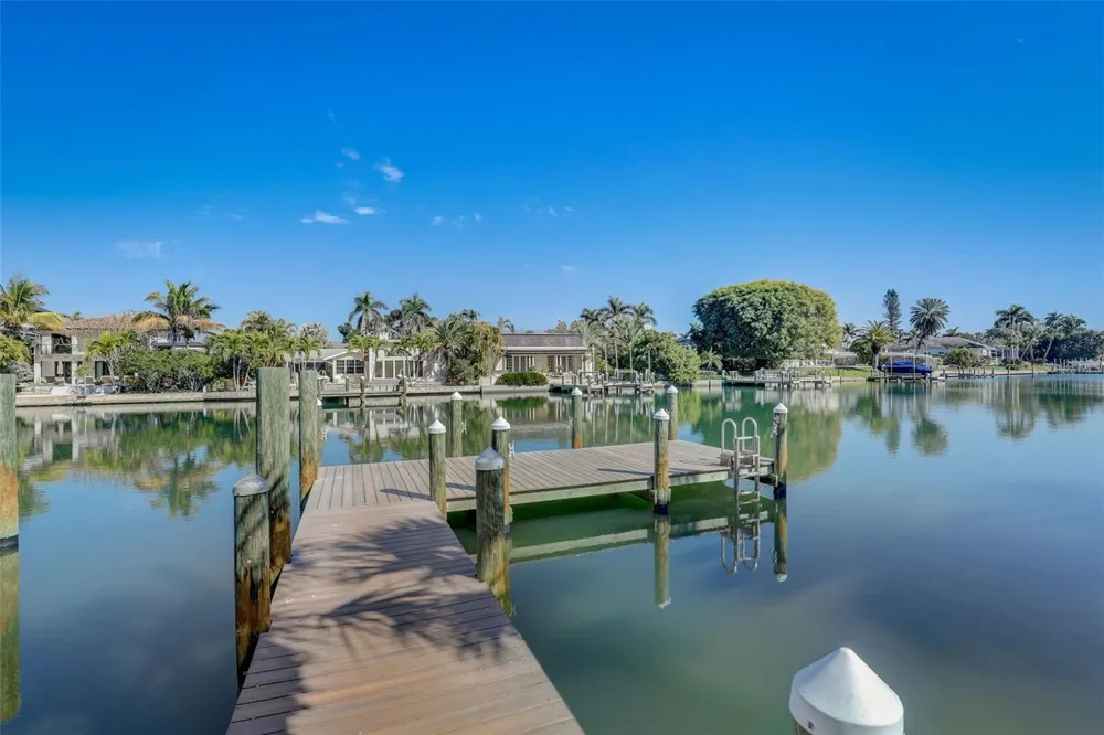 39 S POLK DRIVE Sarasota, FL 34236