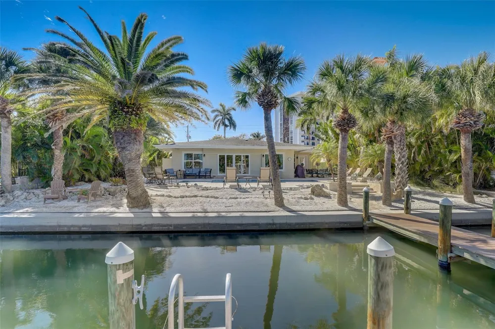 39 S POLK DRIVE Sarasota, FL 34236