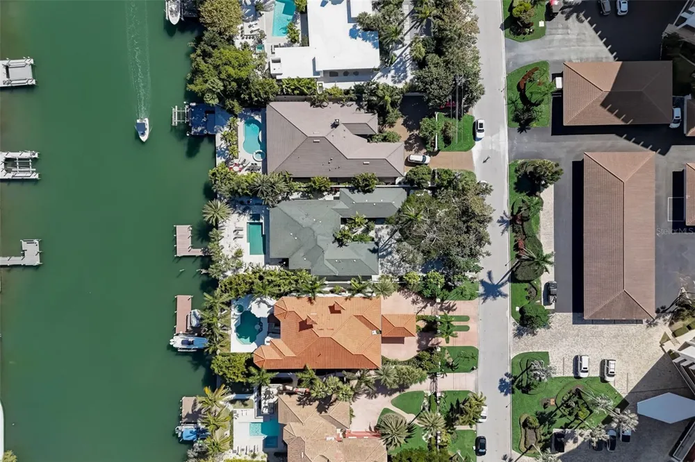 39 S POLK DRIVE Sarasota, FL 34236