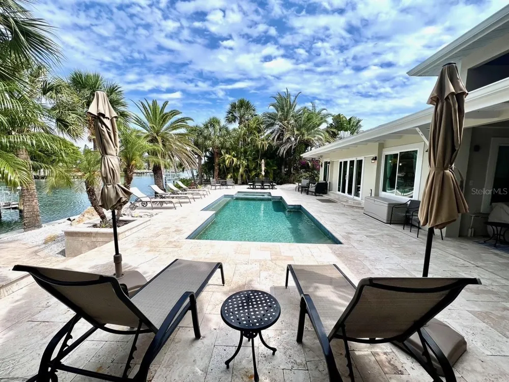 39 S POLK DRIVE Sarasota, FL 34236