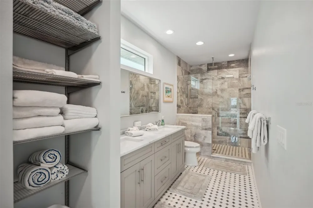 501 CHANNEL LANE Longboat Key, FL 34228
