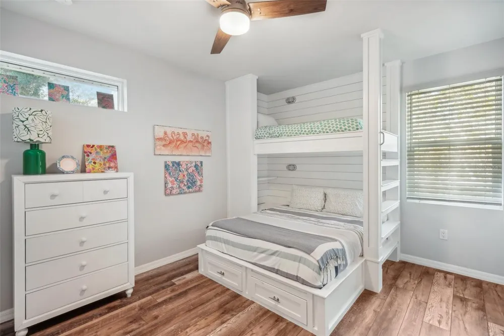 501 CHANNEL LANE Longboat Key, FL 34228