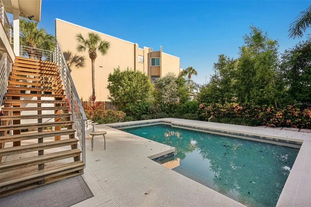 501 CHANNEL LANE Longboat Key, FL 34228