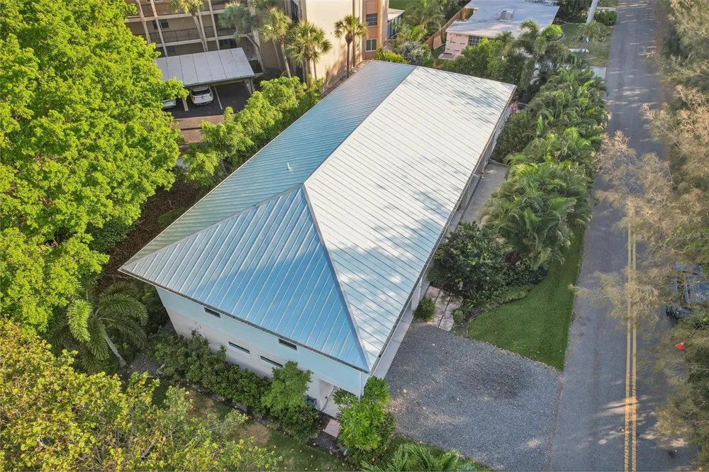 501 CHANNEL LANE Longboat Key, FL 34228
