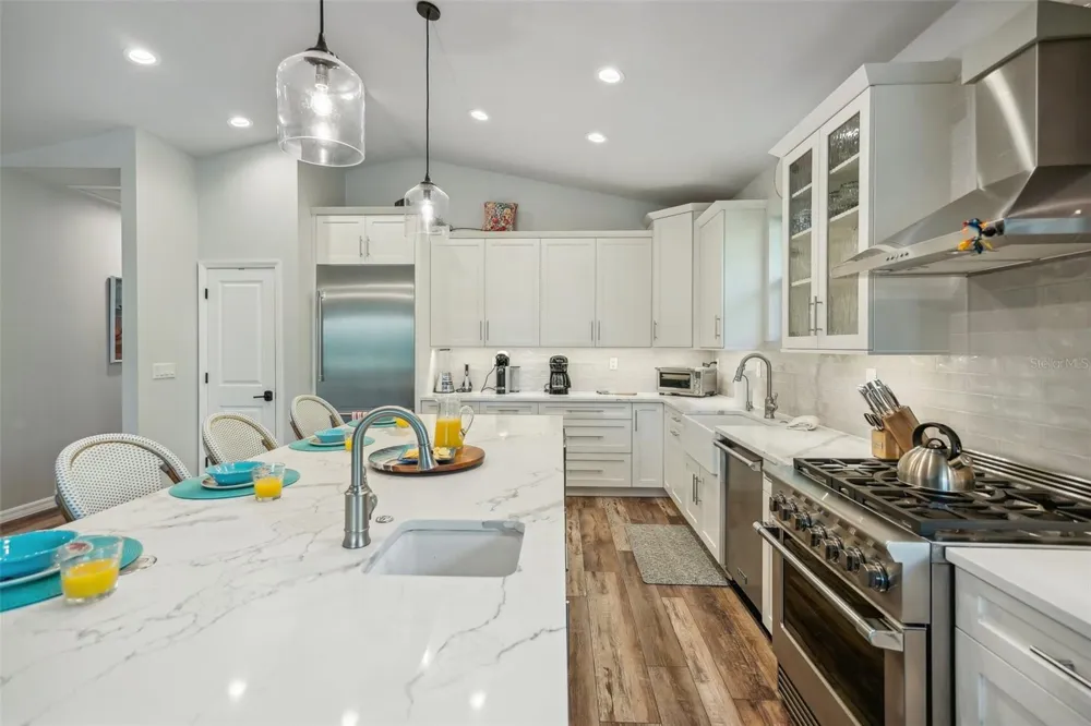 501 CHANNEL LANE Longboat Key, FL 34228