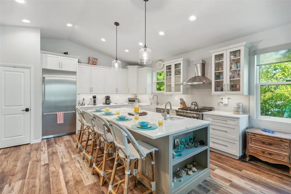 501 CHANNEL LANE Longboat Key, FL 34228