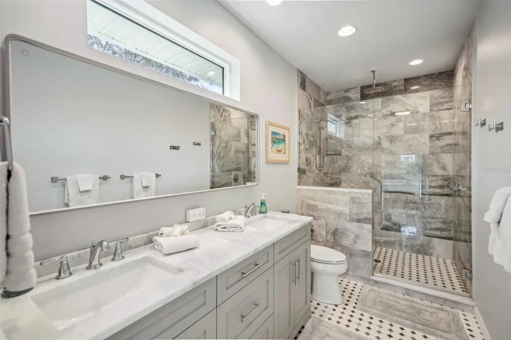 501 CHANNEL LANE Longboat Key, FL 34228