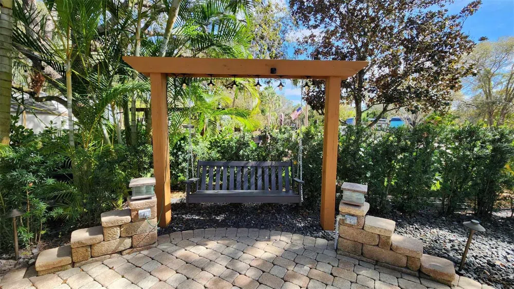 140 APPALOOSA TRAIL River Ranch, FL 33867