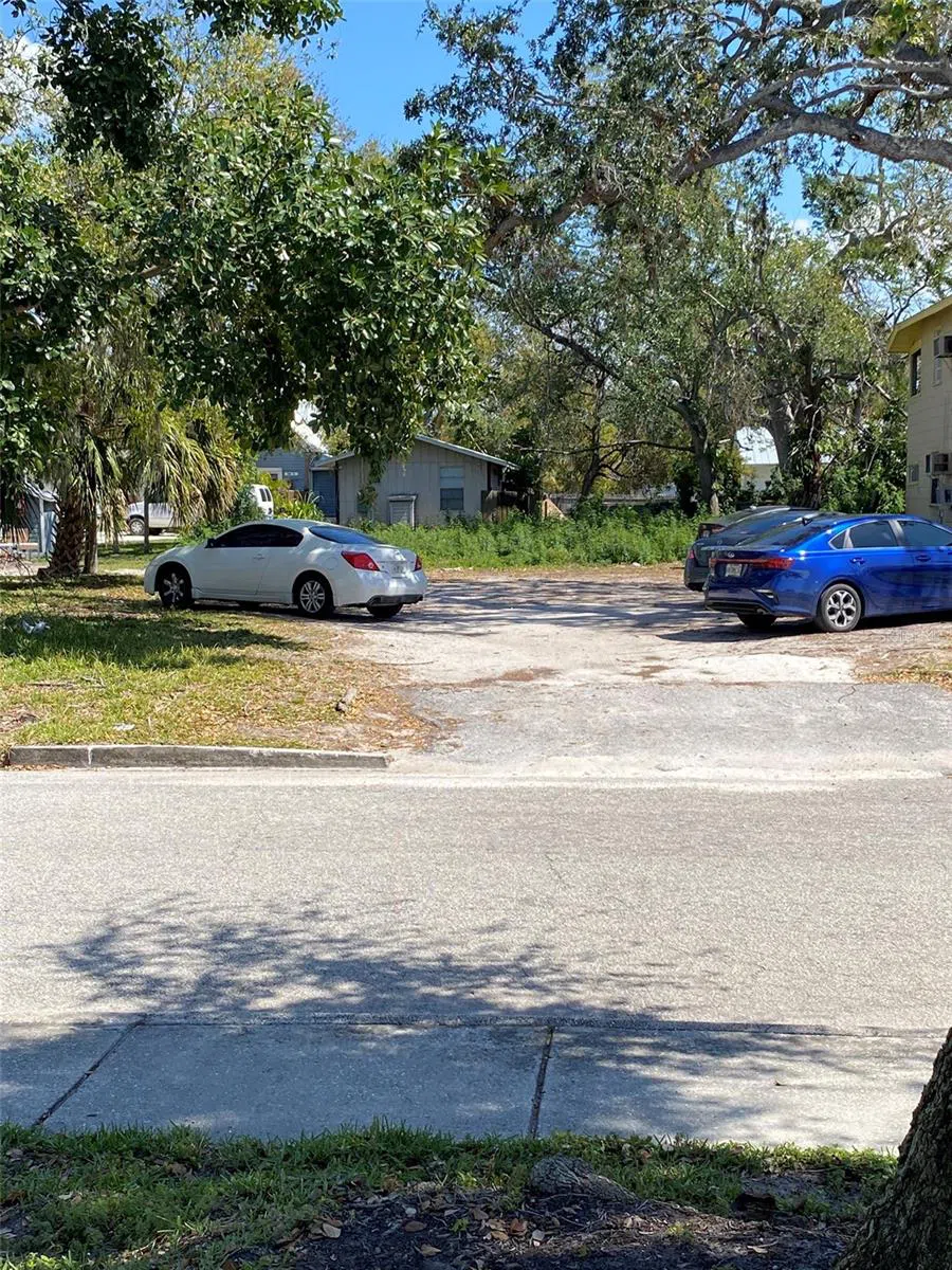 518 7TH AVENUE W Palmetto, FL 34221