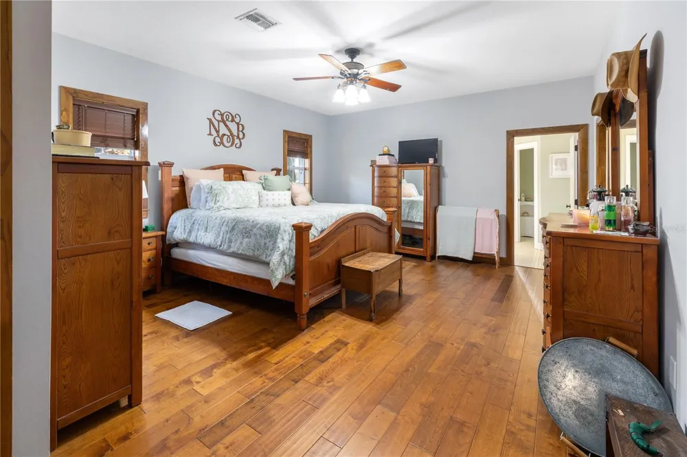 993 CR 722 Webster, FL 33597