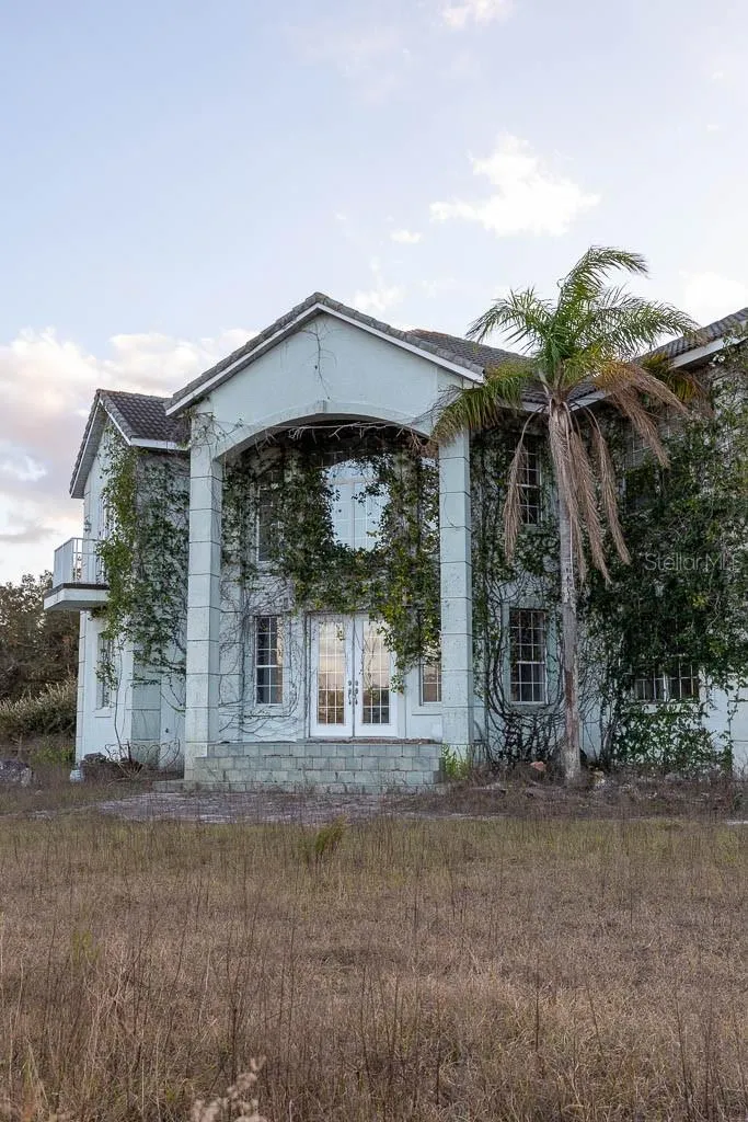 993 CR 722 Webster, FL 33597