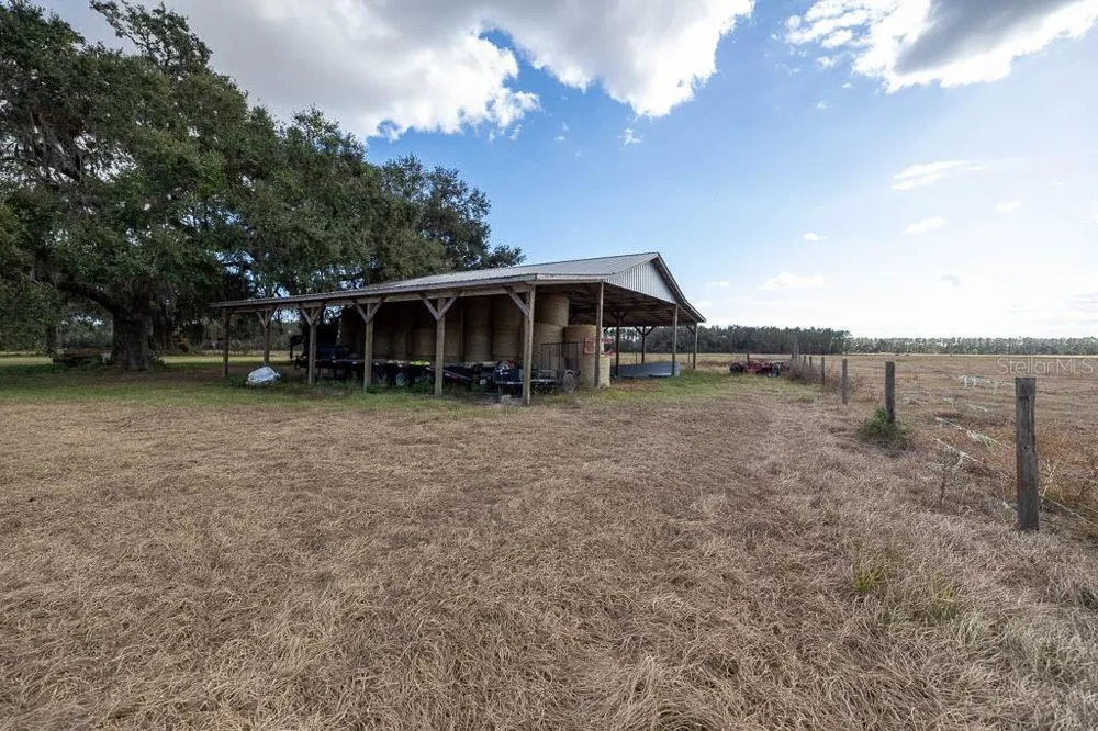993 CR 722 Webster, FL 33597