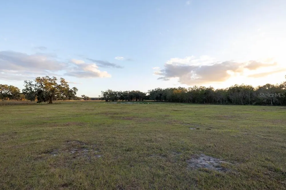 993 CR 722 Webster, FL 33597