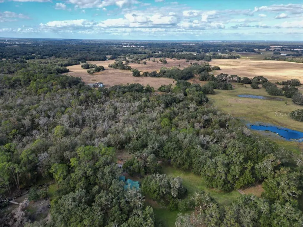 993 CR 722 Webster, FL 33597