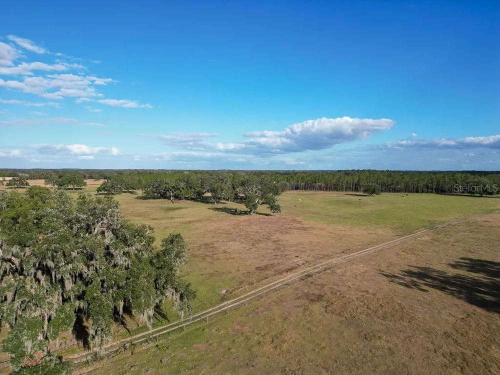 993 CR 722 Webster, FL 33597