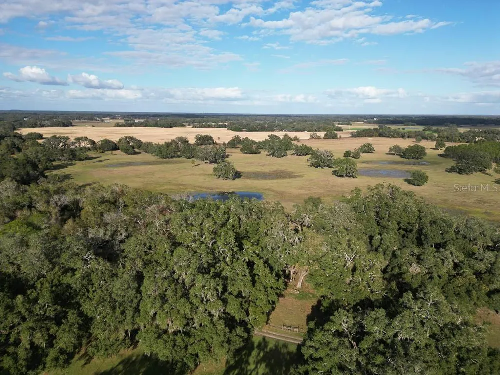 993 CR 722 Webster, FL 33597