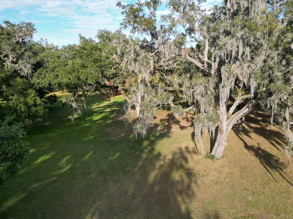 993 CR 722 Webster, FL 33597
