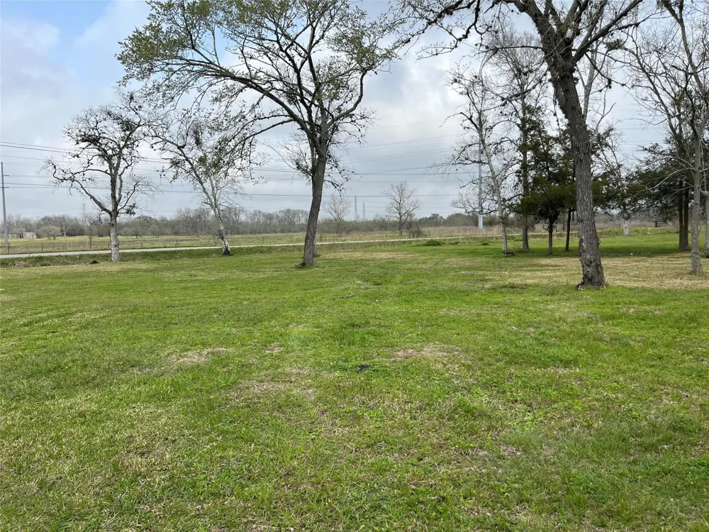 17th Street West Columbia, TX 77486