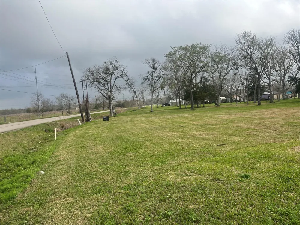 17th Street West Columbia, TX 77486
