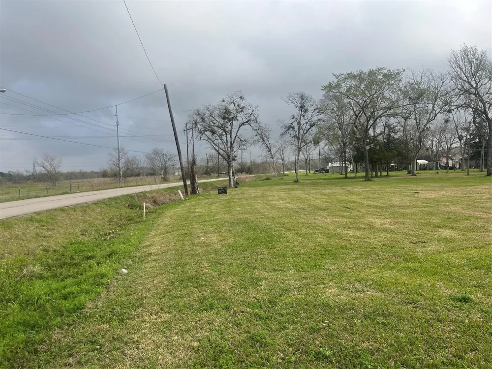 17th Street West Columbia, TX 77486
