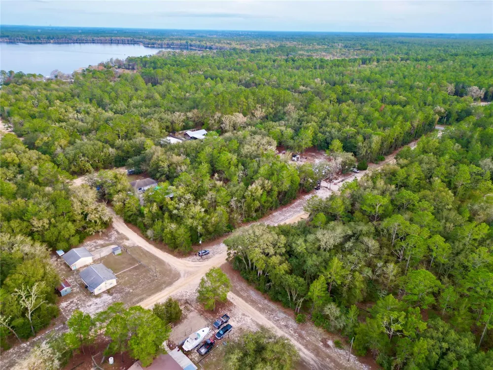 600 WAKULLA STREET Florahome, FL 32140