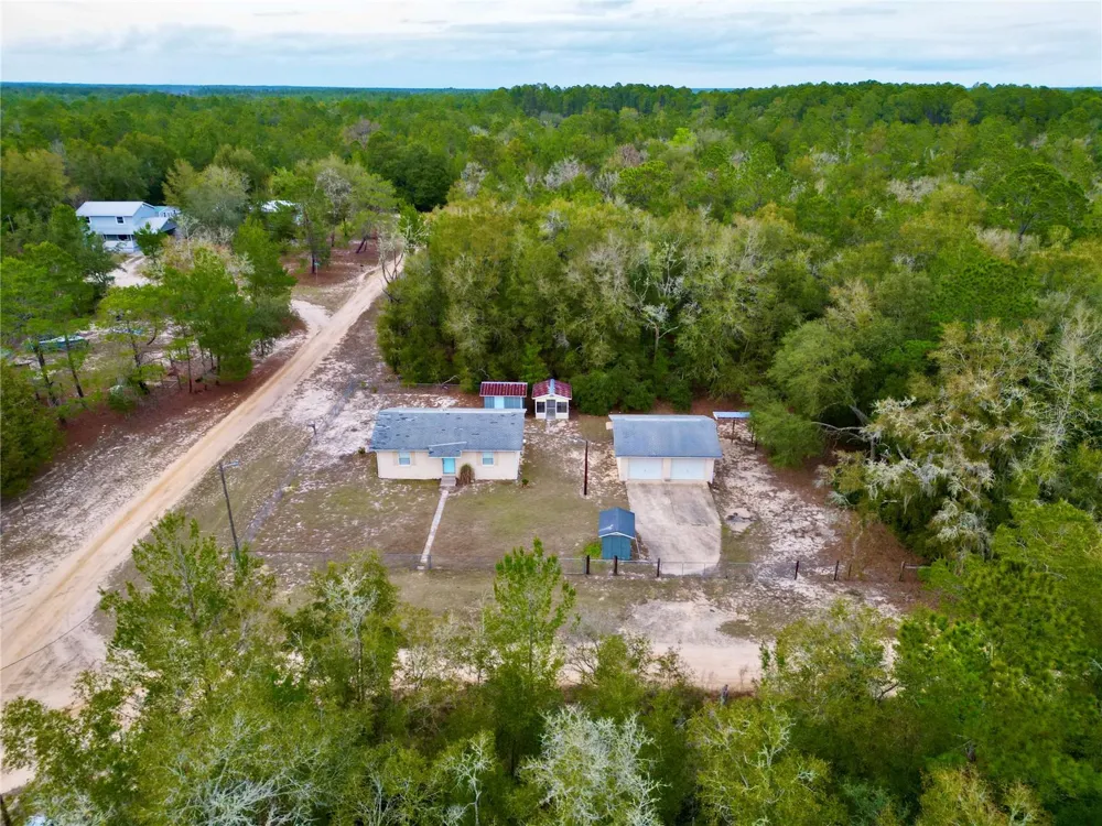 600 WAKULLA STREET Florahome, FL 32140