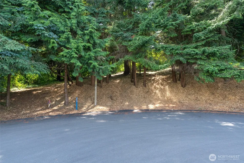 4224 Mitchell Drive Anacortes, WA 98221