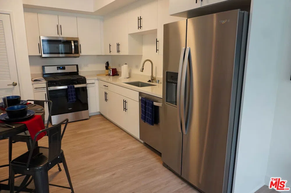 10568 Promenade Gateway #233 El Monte, CA 91731