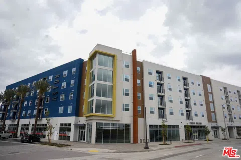10568 Promenade Gateway #233