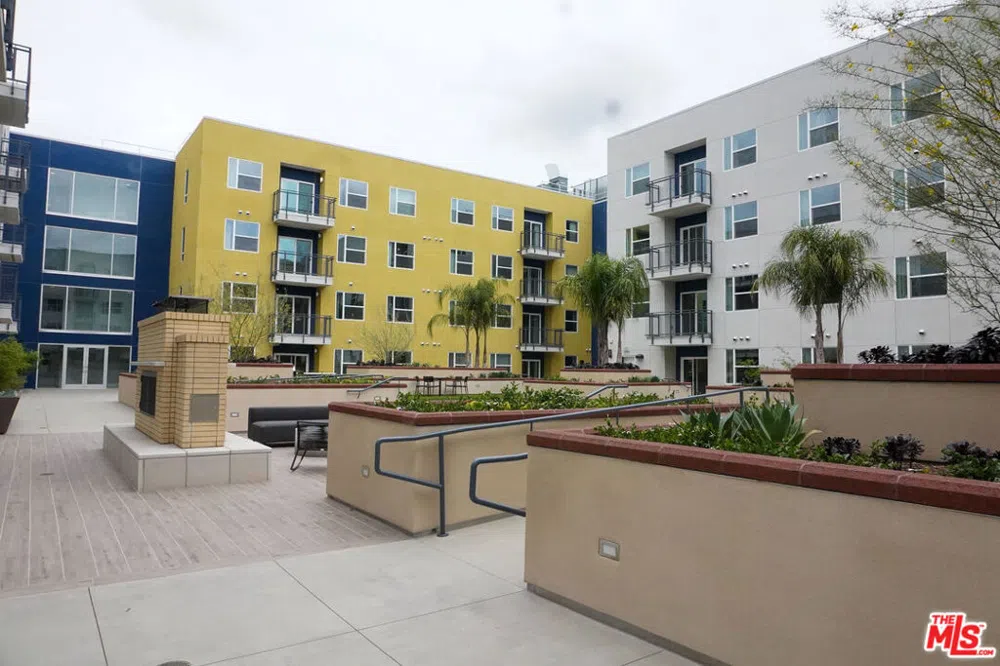 10568 Promenade Gateway #233 El Monte, CA 91731