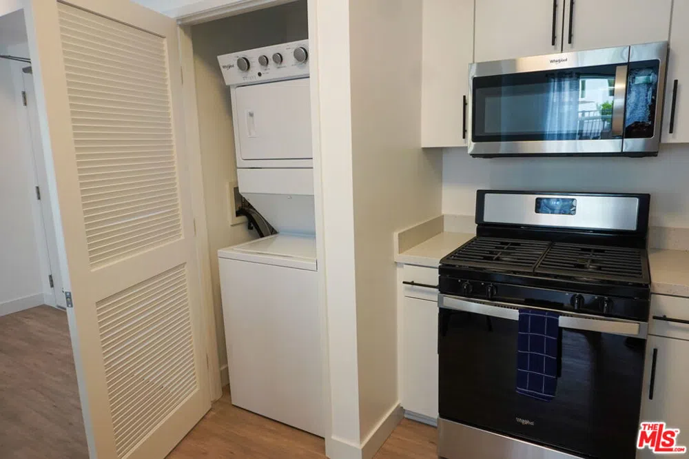 10568 Promenade Gateway #233 El Monte, CA 91731