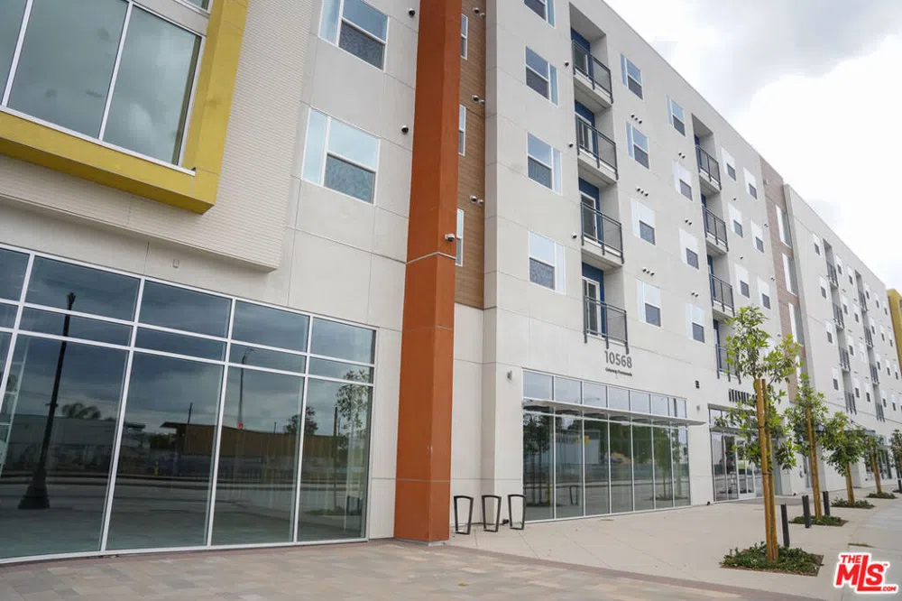 10568 Promenade Gateway #233 El Monte, CA 91731