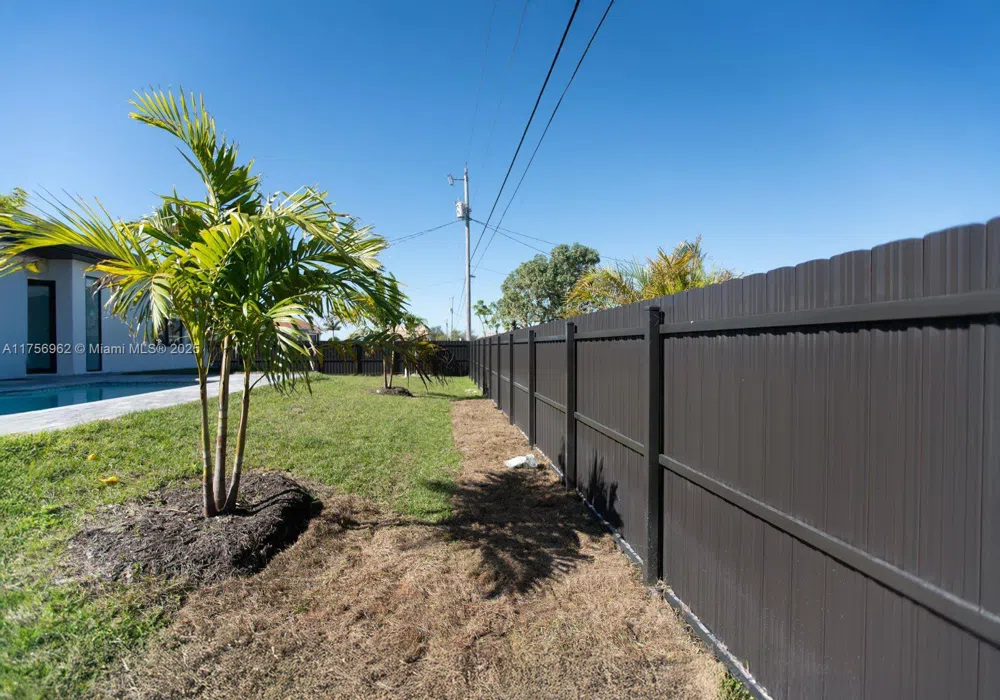 1817 NE 17th st Other City - In The State Of Florida, FL 33909