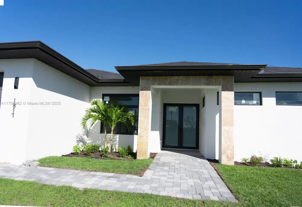 1817 NE 17th st Other City - In The State Of Florida, FL 33909