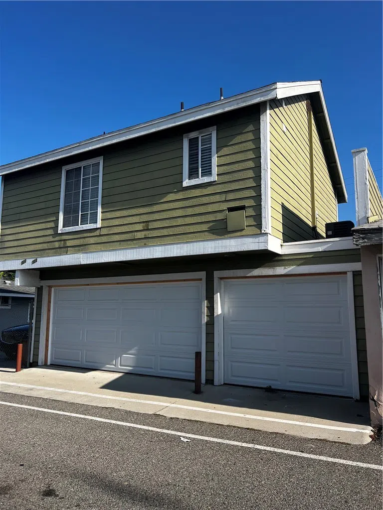 320 W Truslow Avenue #D Fullerton, CA 92832
