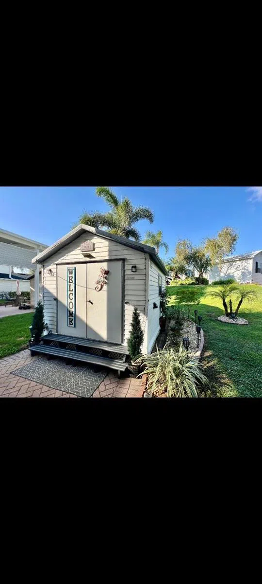 2504 ST GEORGE DRIVE Davenport, FL 33837